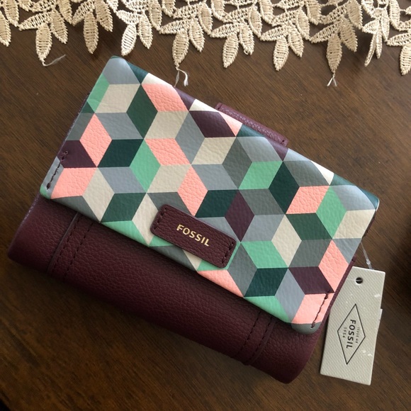 Fossil Handbags - Fossil wallet 🎀